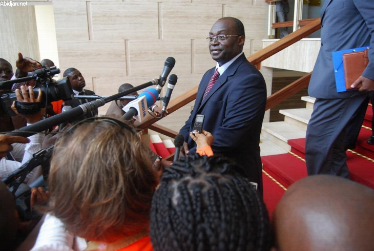 UEMOA / Rumeurs de la dévaluation du franc CFA -Le gouverneur de la Bceao met fin à la polémique